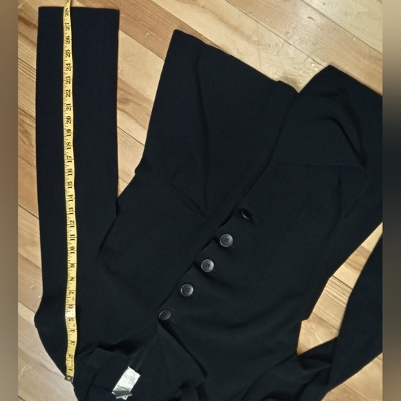 Lilith Jacket - Picture 8 of 9